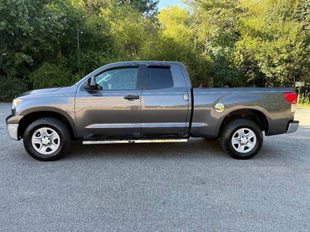 2011 Toyota Tundra Image 3
