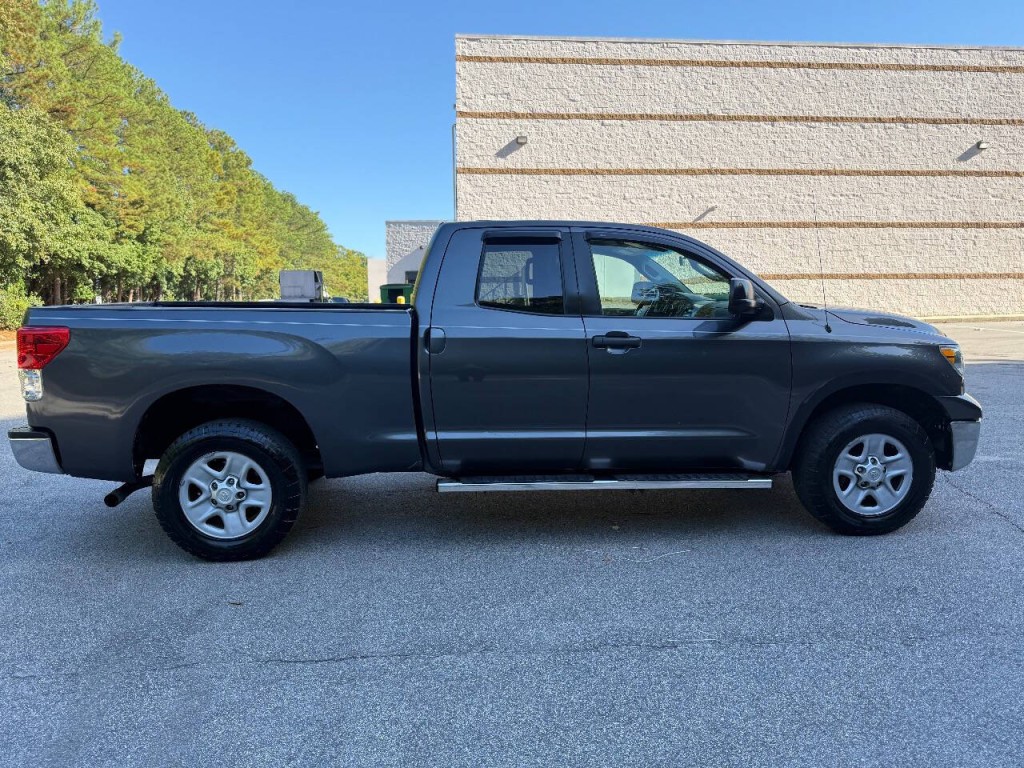 2011 Toyota Tundra Image 4