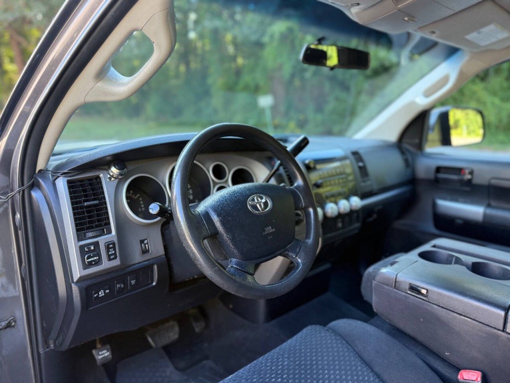 2011 Toyota Tundra Image 10