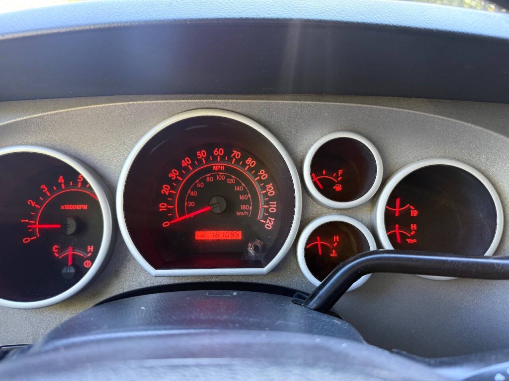 2011 Toyota Tundra Image 16