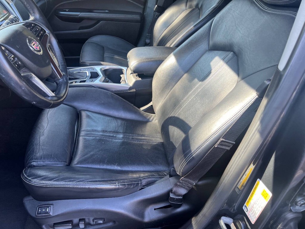 2016 Cadillac SRX Image 9