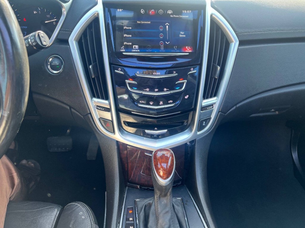 2016 Cadillac SRX Image 16