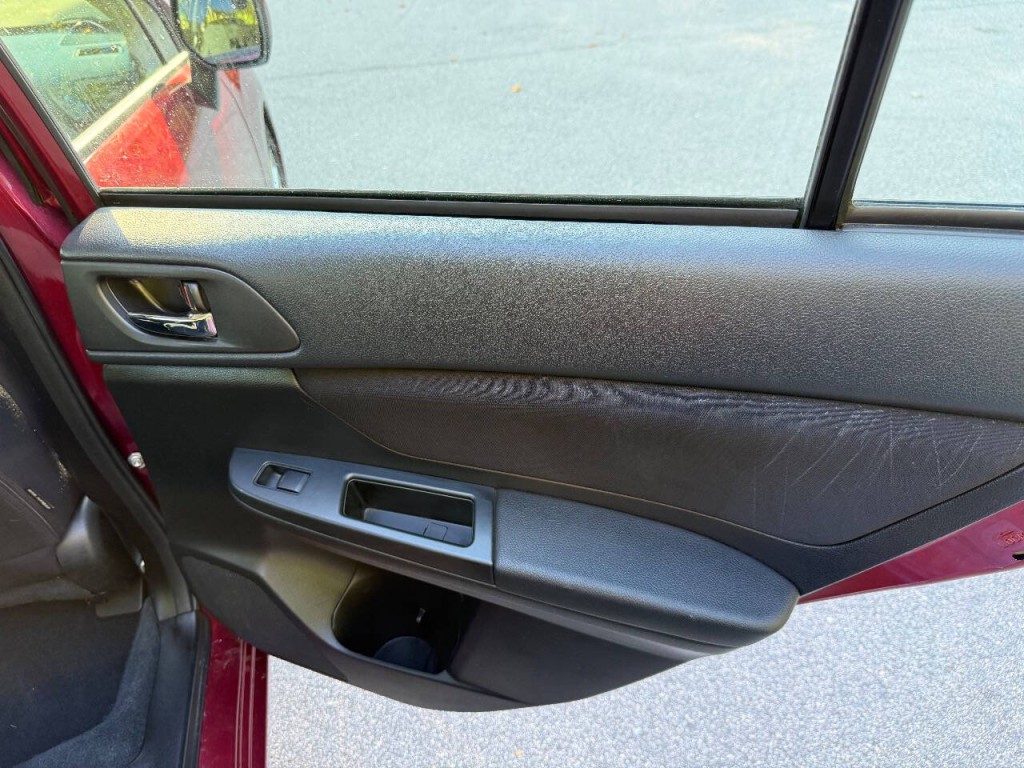 2014 Subaru Impreza Image 16