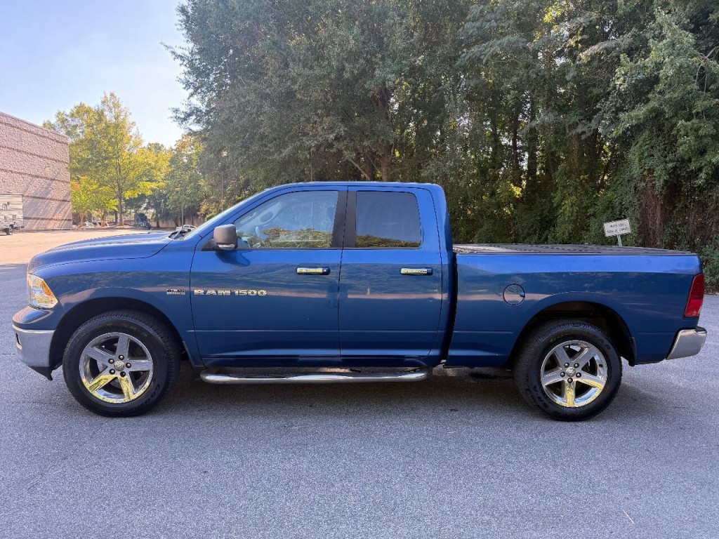 2011 RAM 1500 Image 3
