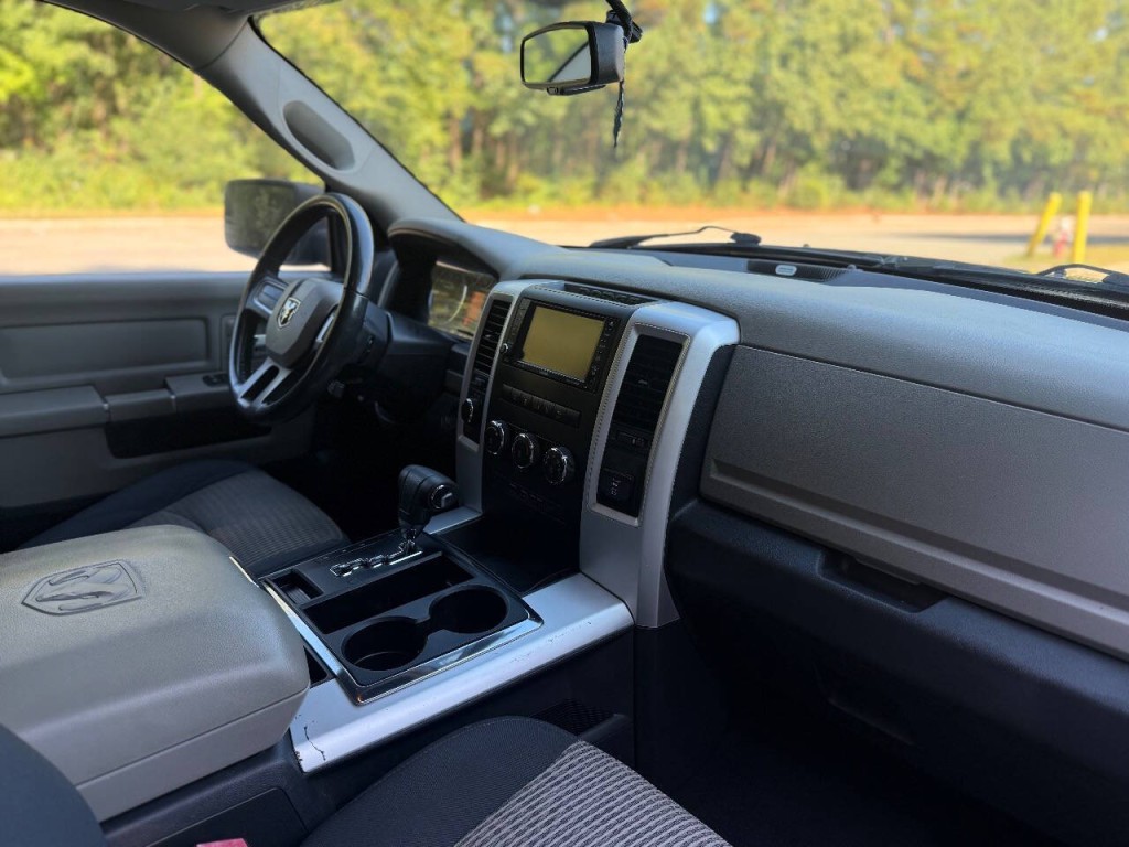 2011 RAM 1500 Image 9