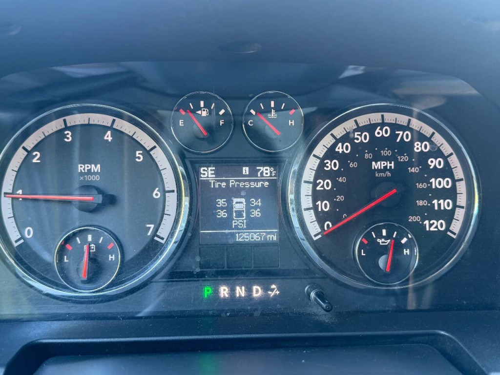 2011 RAM 1500 Image 15