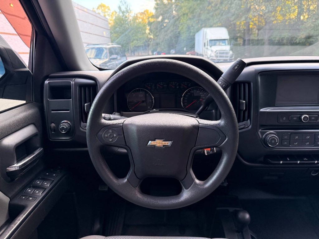 2017 Chevrolet Silverado 1500 Image 12