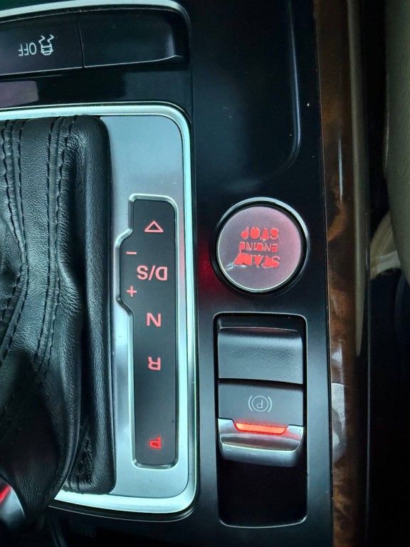 2014 Audi A4 Image 24