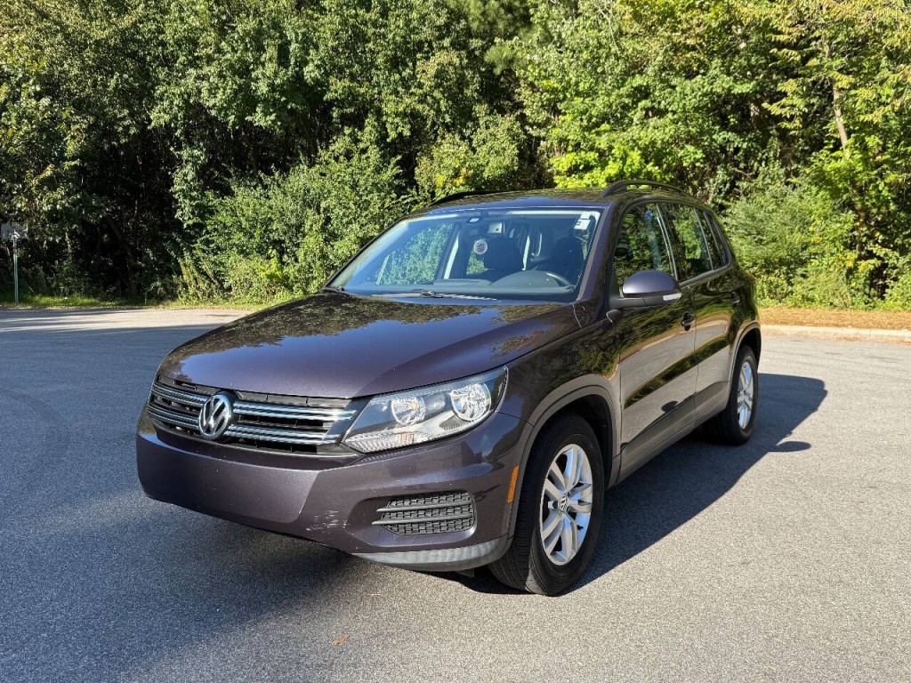 2016 Volkswagen Tiguan Image 1