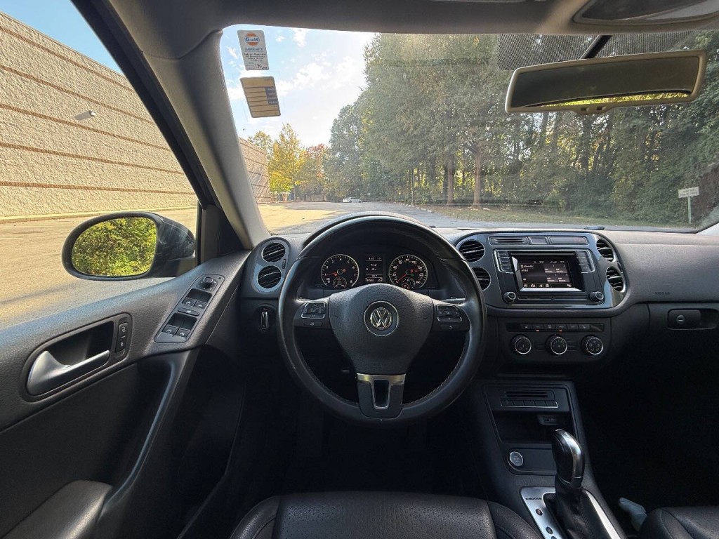 2016 Volkswagen Tiguan Image 11