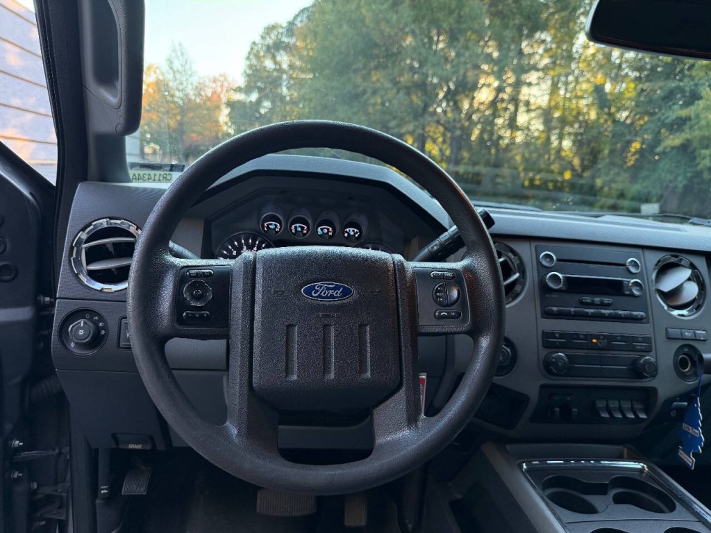 2012 Ford F-250 Image 10