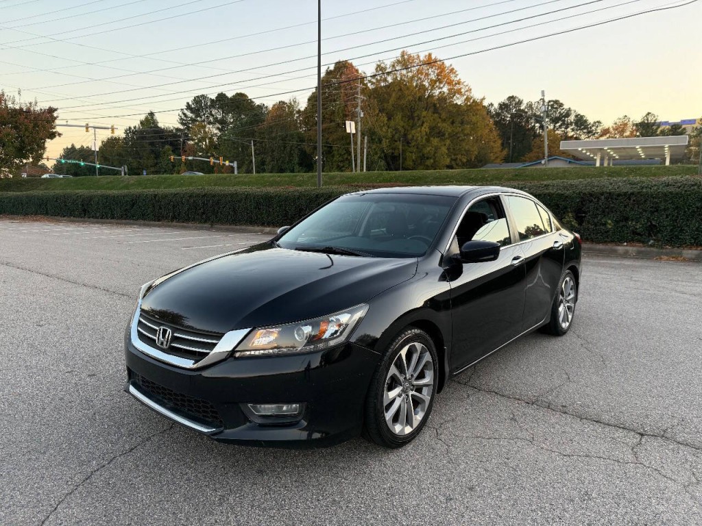 2013 Honda Accord Image 1