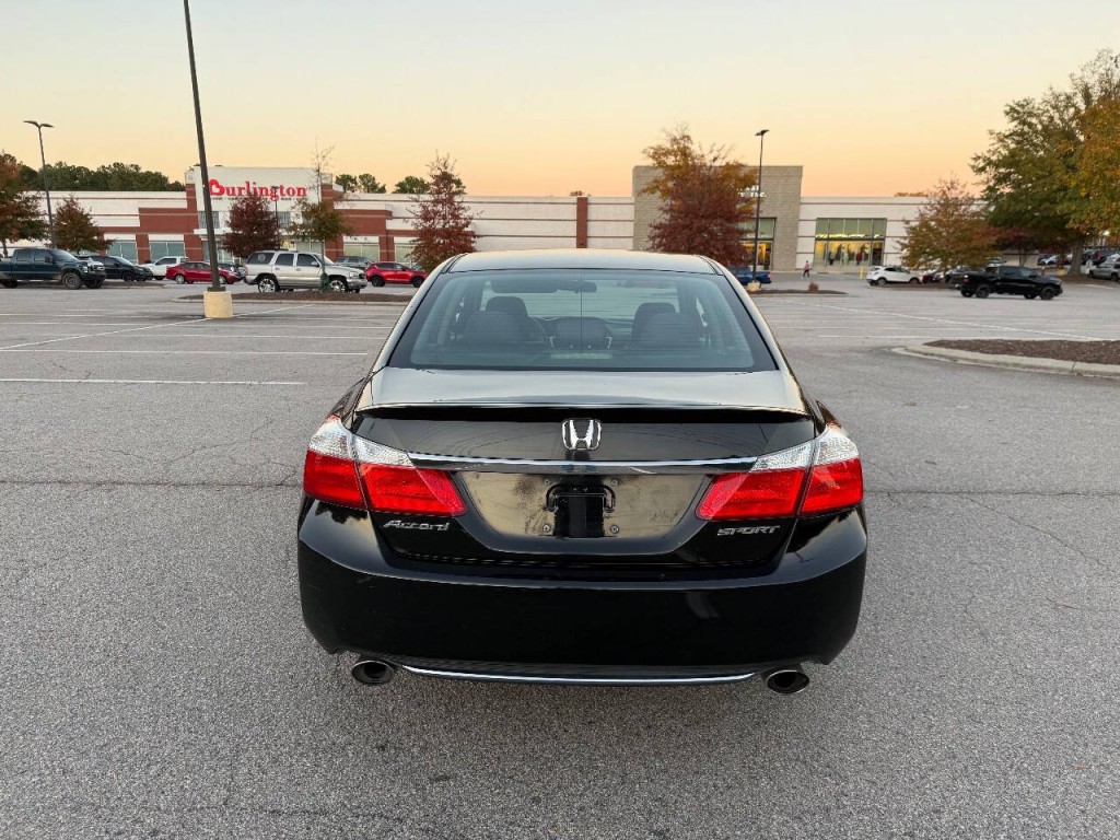 2013 Honda Accord Image 4