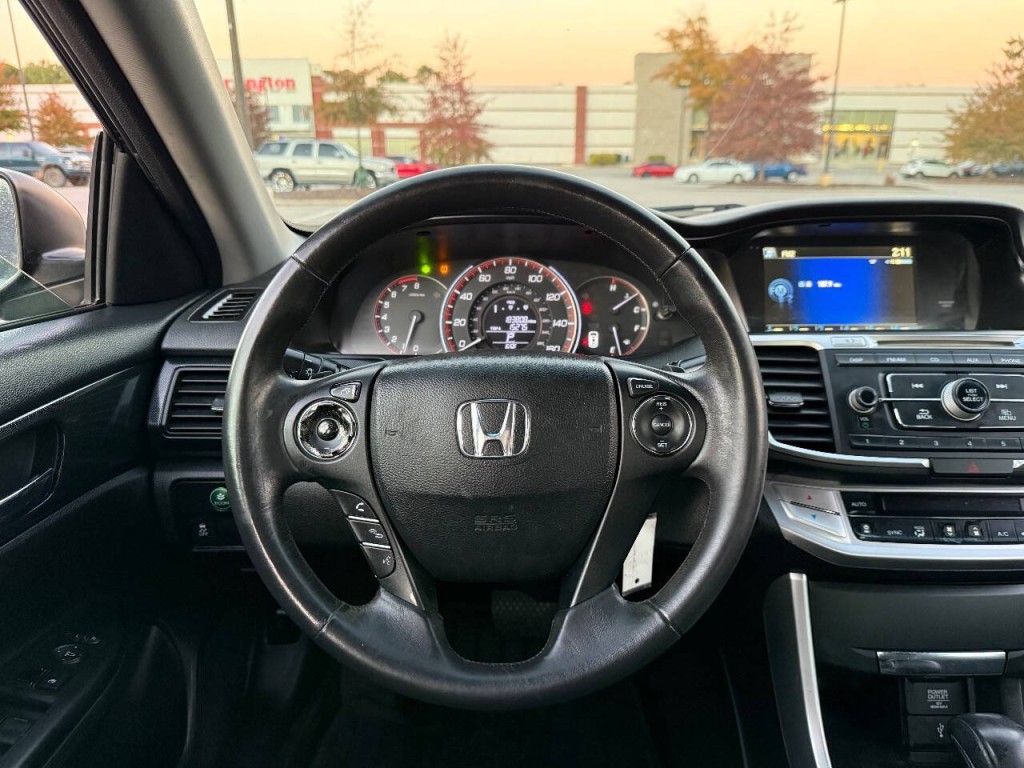 2013 Honda Accord Image 13