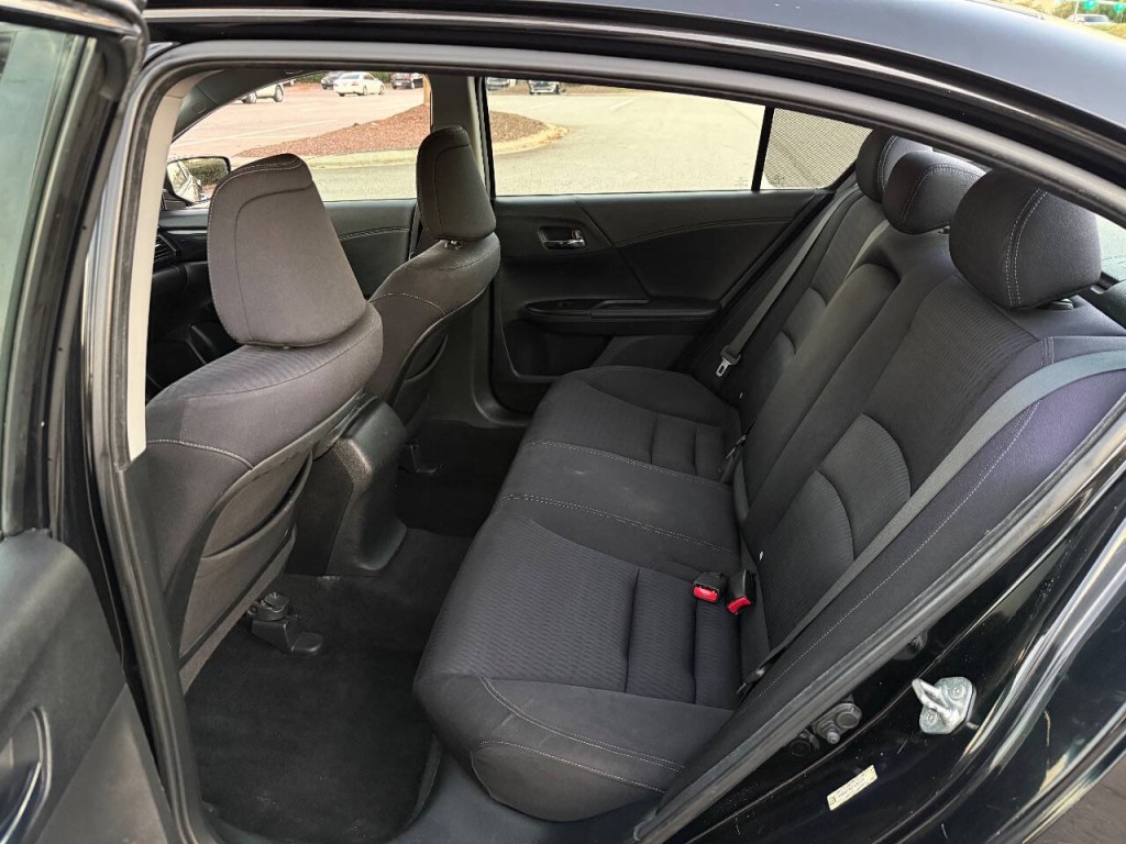 2013 Honda Accord Image 14