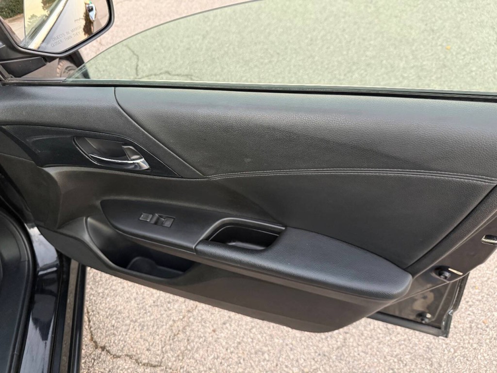 2013 Honda Accord Image 19