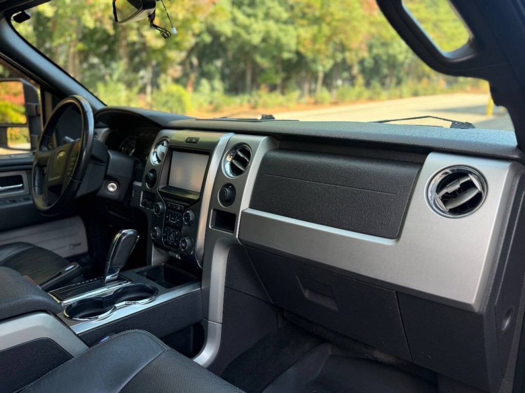 2013 Ford F-150 Image 10
