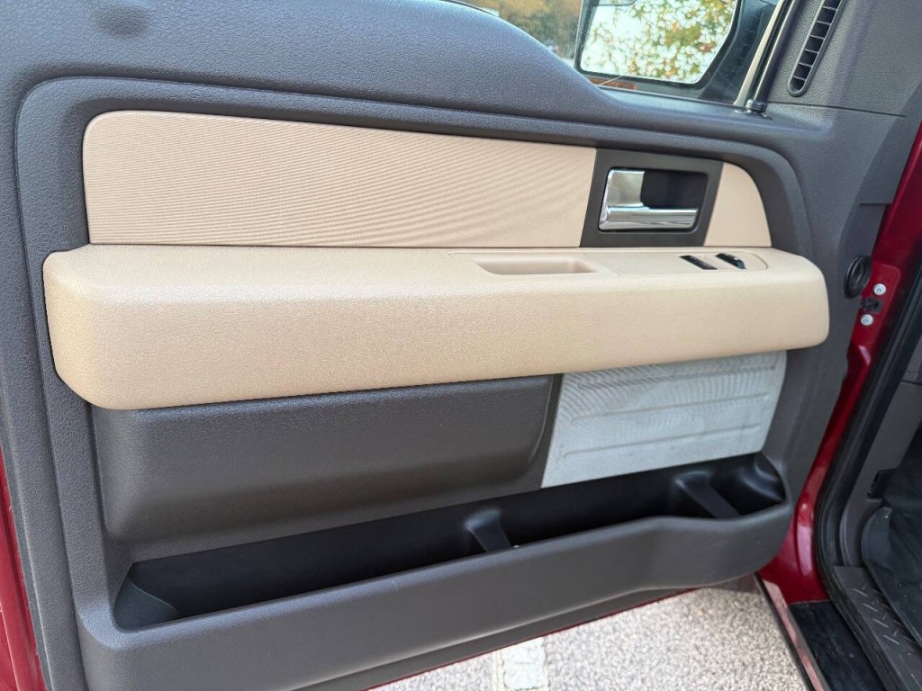 2014 Ford F-150 Image 11