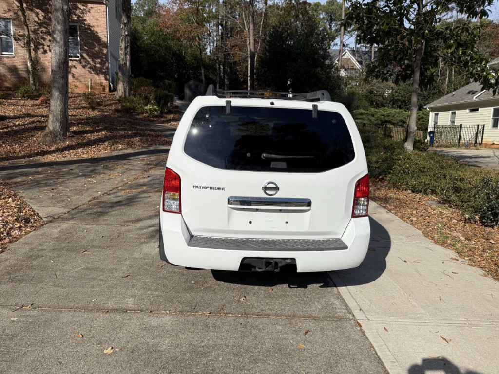 2011 Nissan Pathfinder Image 6