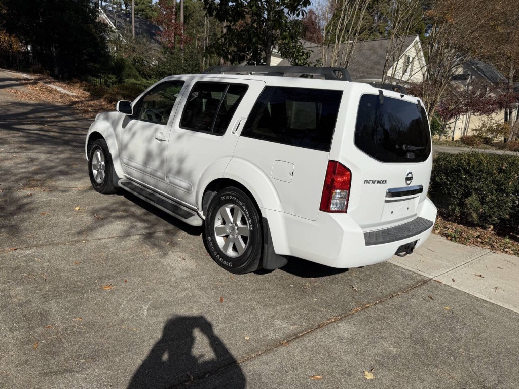 2011 Nissan Pathfinder Image 7