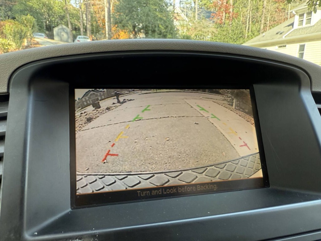 2011 Nissan Pathfinder Image 22