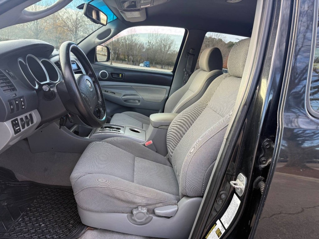 2008 Toyota Tacoma Image 17