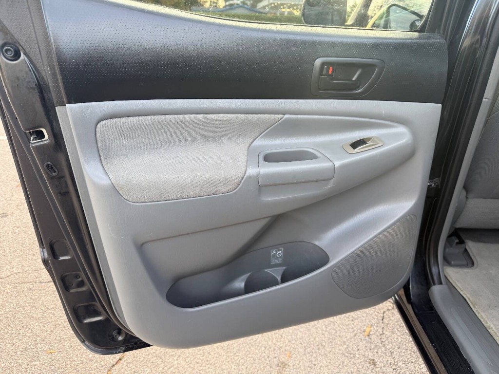 2008 Toyota Tacoma Image 18