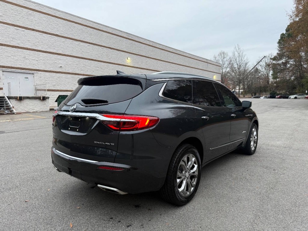 2018 Buick Enclave Image 5