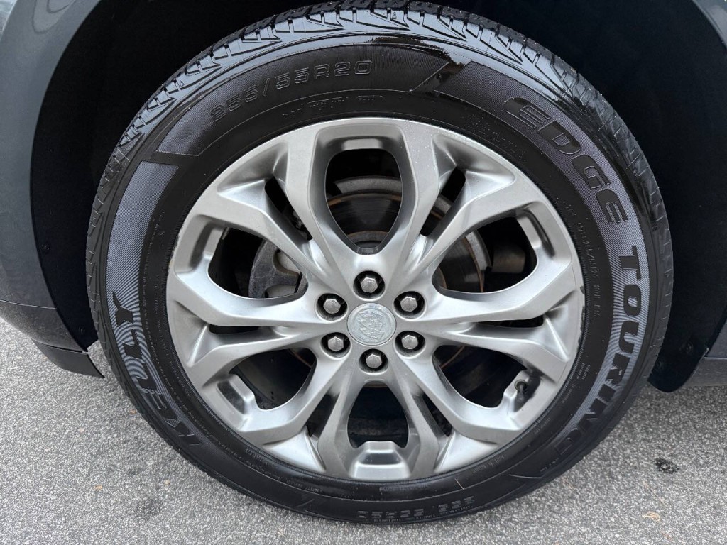 2018 Buick Enclave Image 9