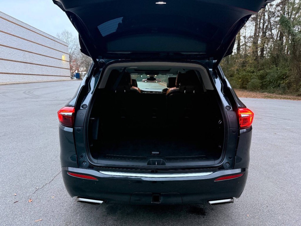 2018 Buick Enclave Image 17