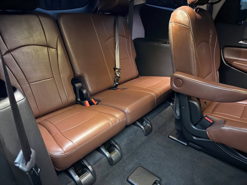 2018 Buick Enclave Image 19