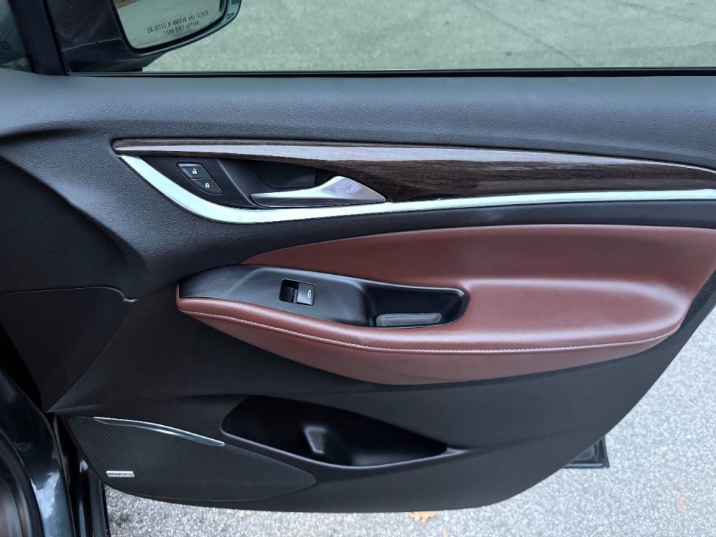 2018 Buick Enclave Image 22