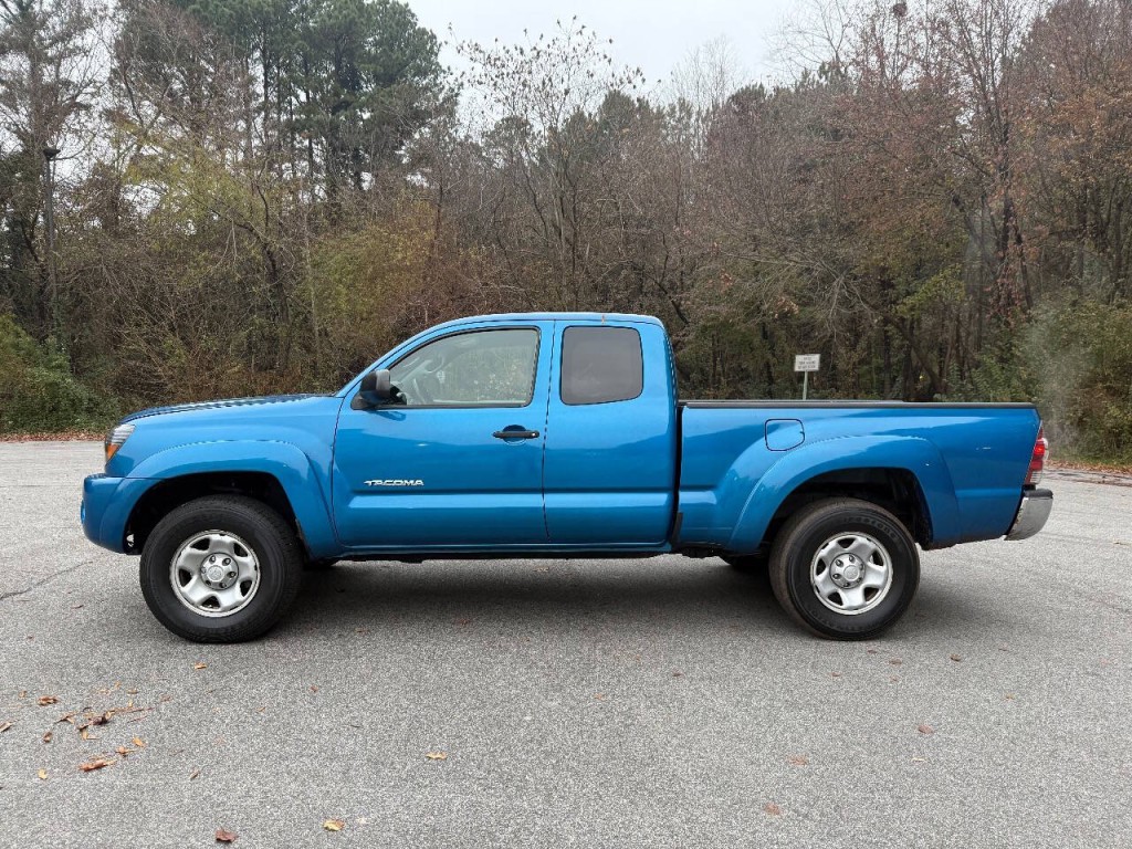 2009 Toyota Tacoma Image 2