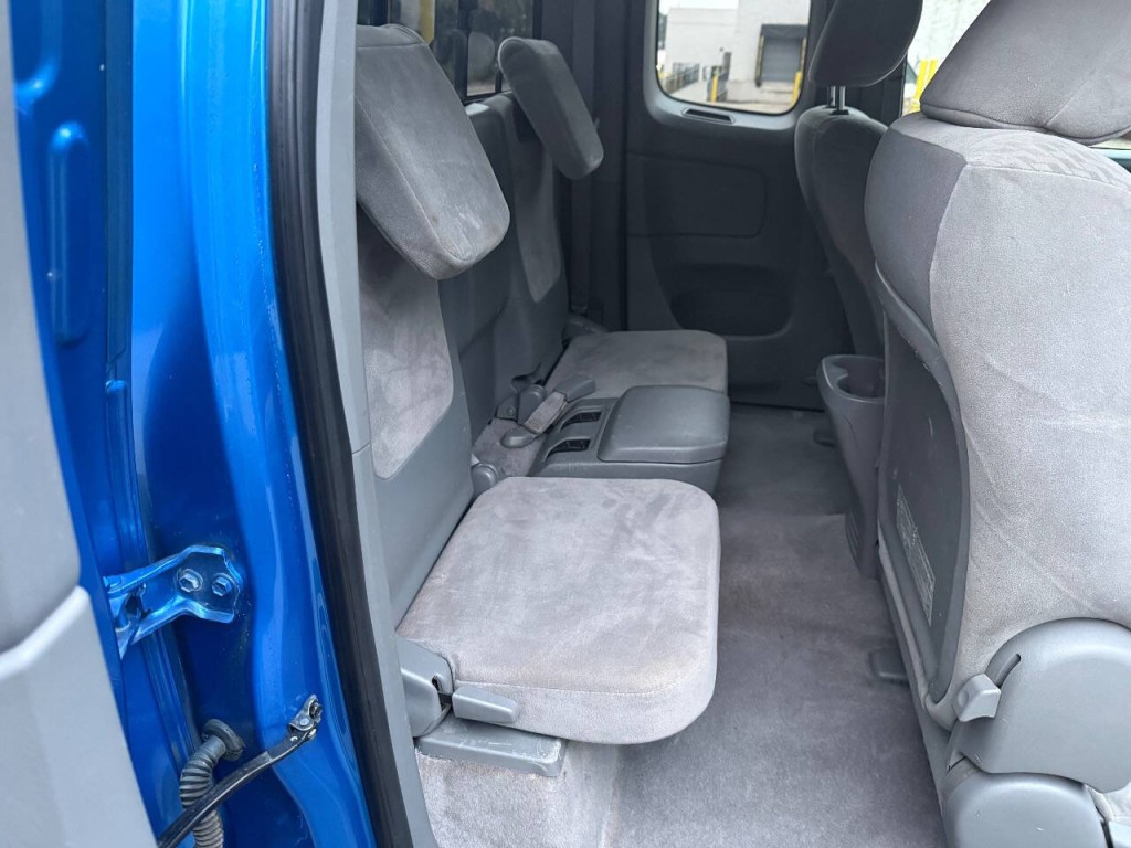 2009 Toyota Tacoma Image 17