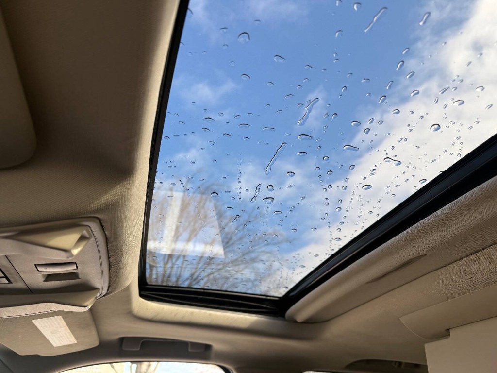 2017 Cadillac Escalade Image 20