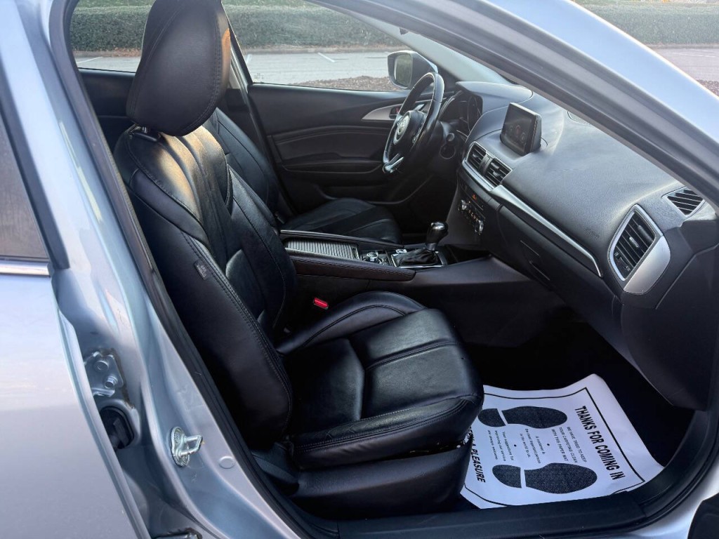 2017 Mazda Mazda3 Image 12