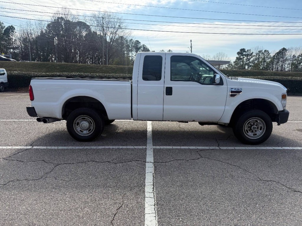 2008 Ford F-250 Image 4