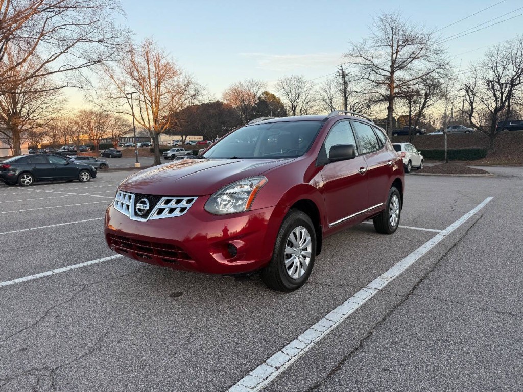 2015 Nissan Rogue Image 1