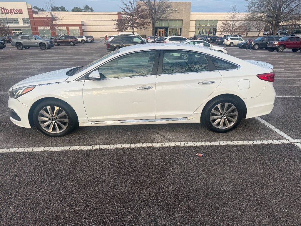 2015 Hyundai Sonata Image 7