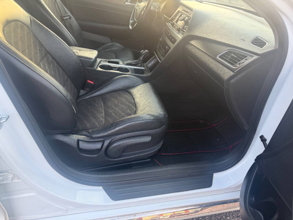 2015 Hyundai Sonata Image 13