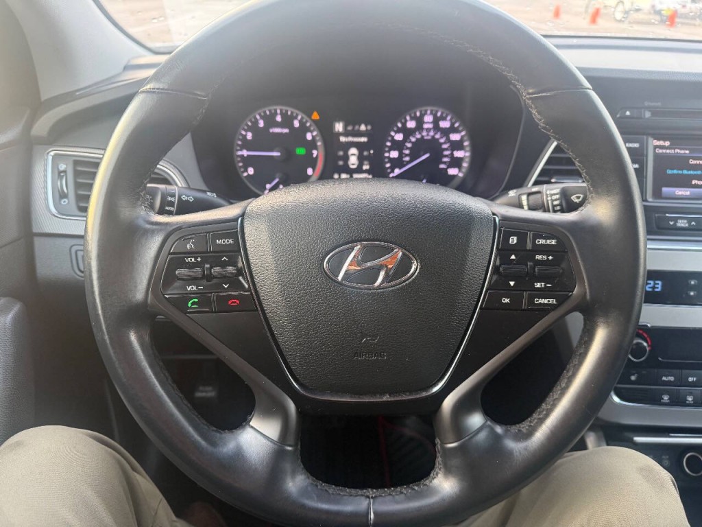 2015 Hyundai Sonata Image 17