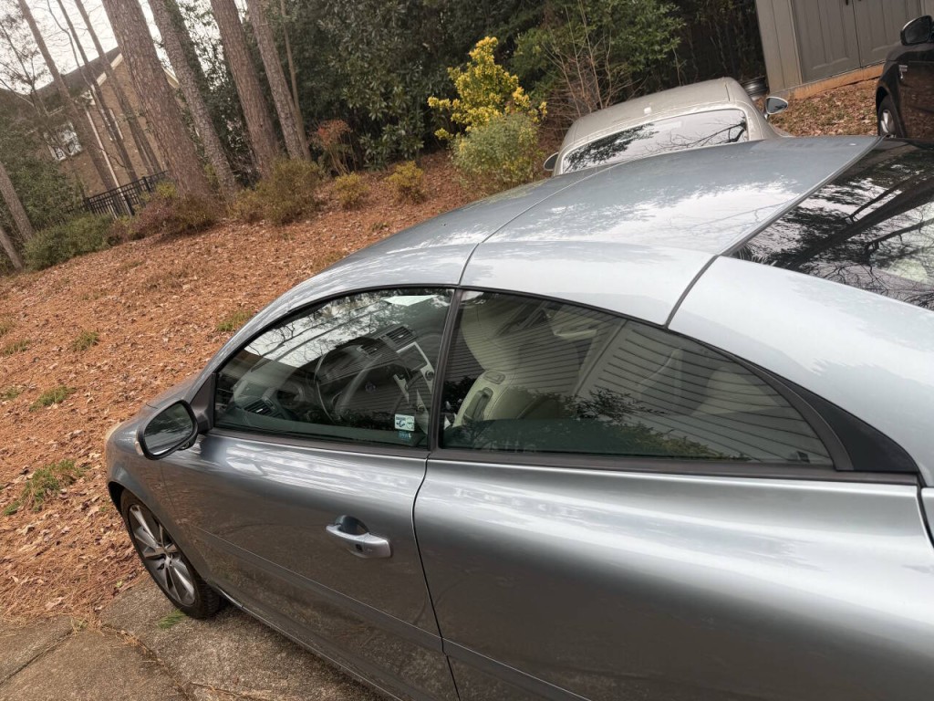 2011 Volvo C70 Image 10