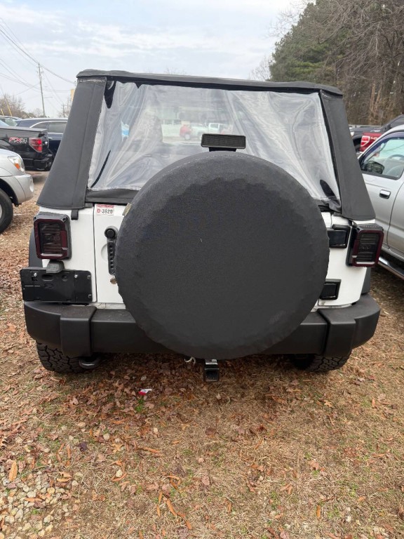 2012 Jeep Wrangler Image 5