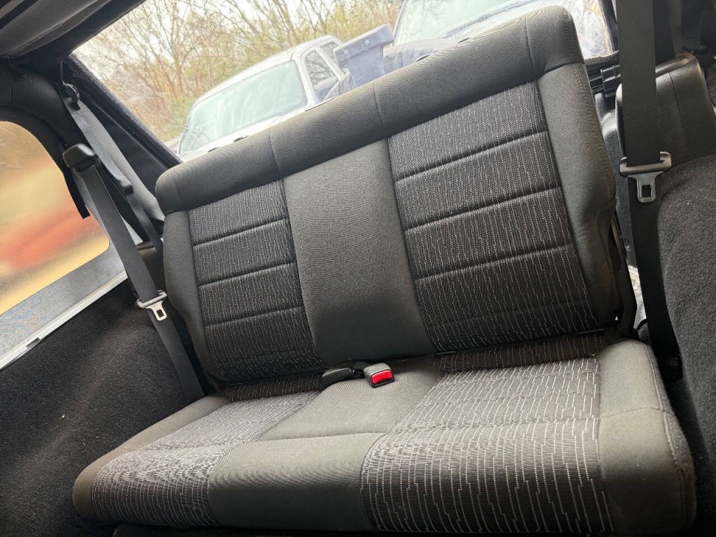 2012 Jeep Wrangler Image 8