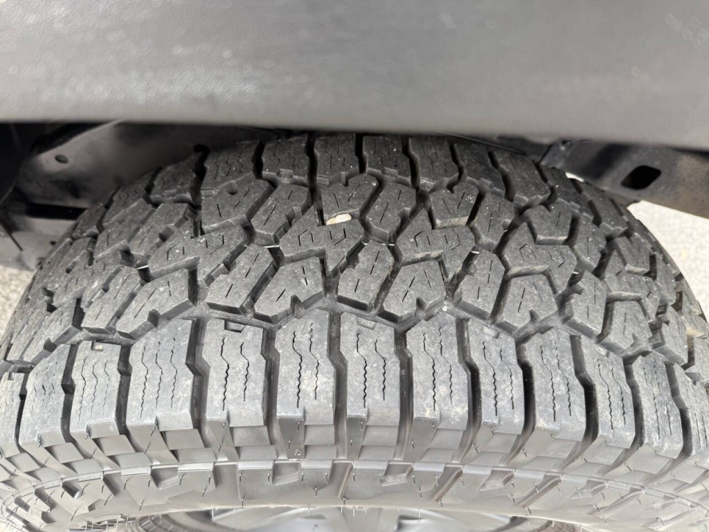 2012 Jeep Wrangler Image 13