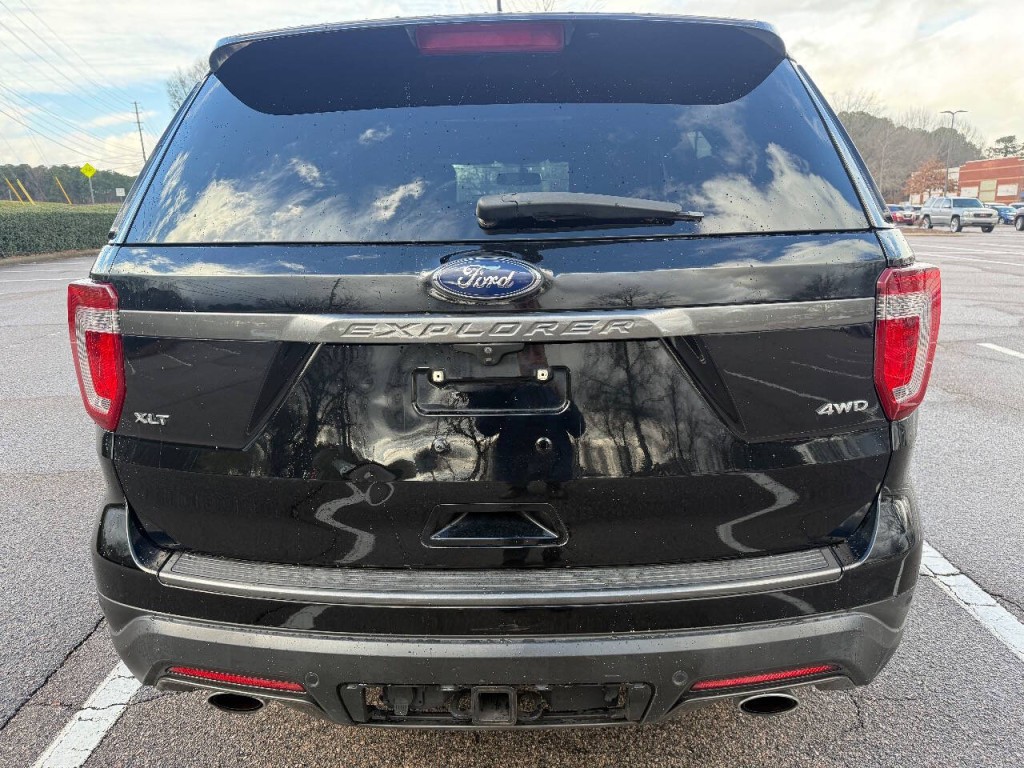 2018 Ford Explorer Image 5