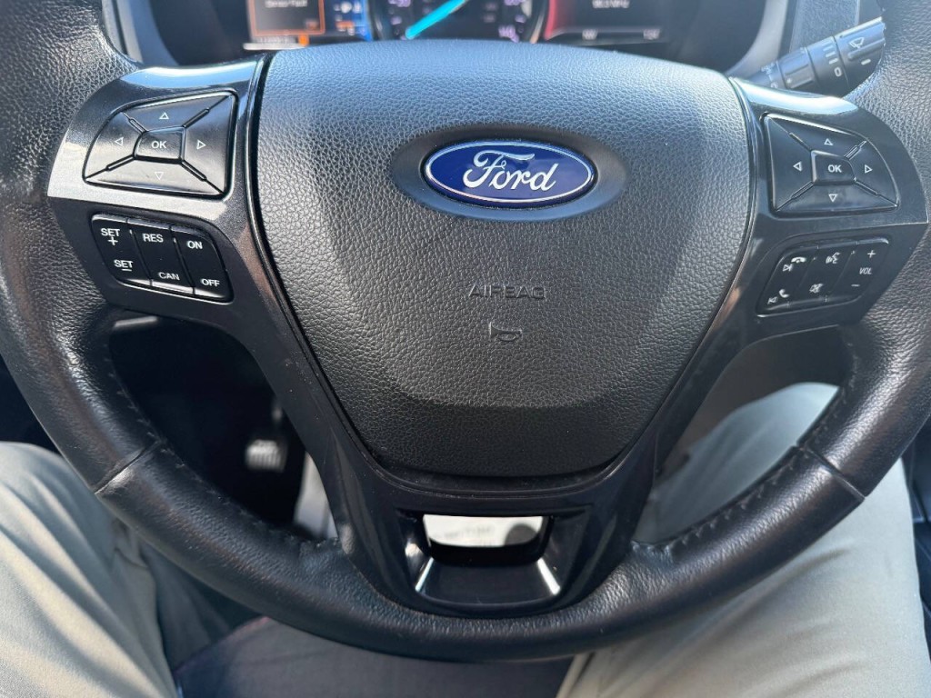 2018 Ford Explorer Image 24