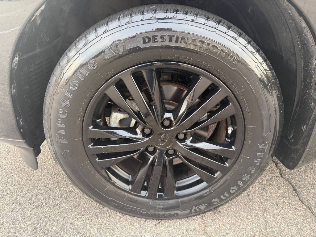 2017 INFINITI QX60 Image 9