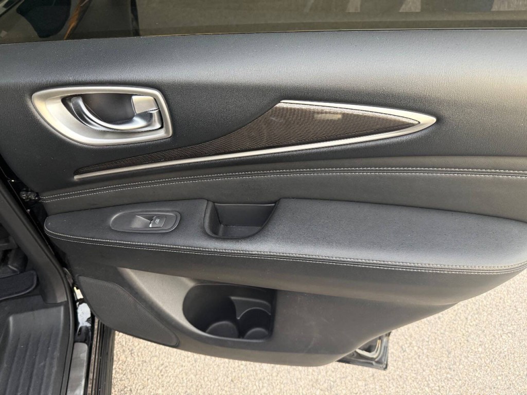 2017 INFINITI QX60 Image 15