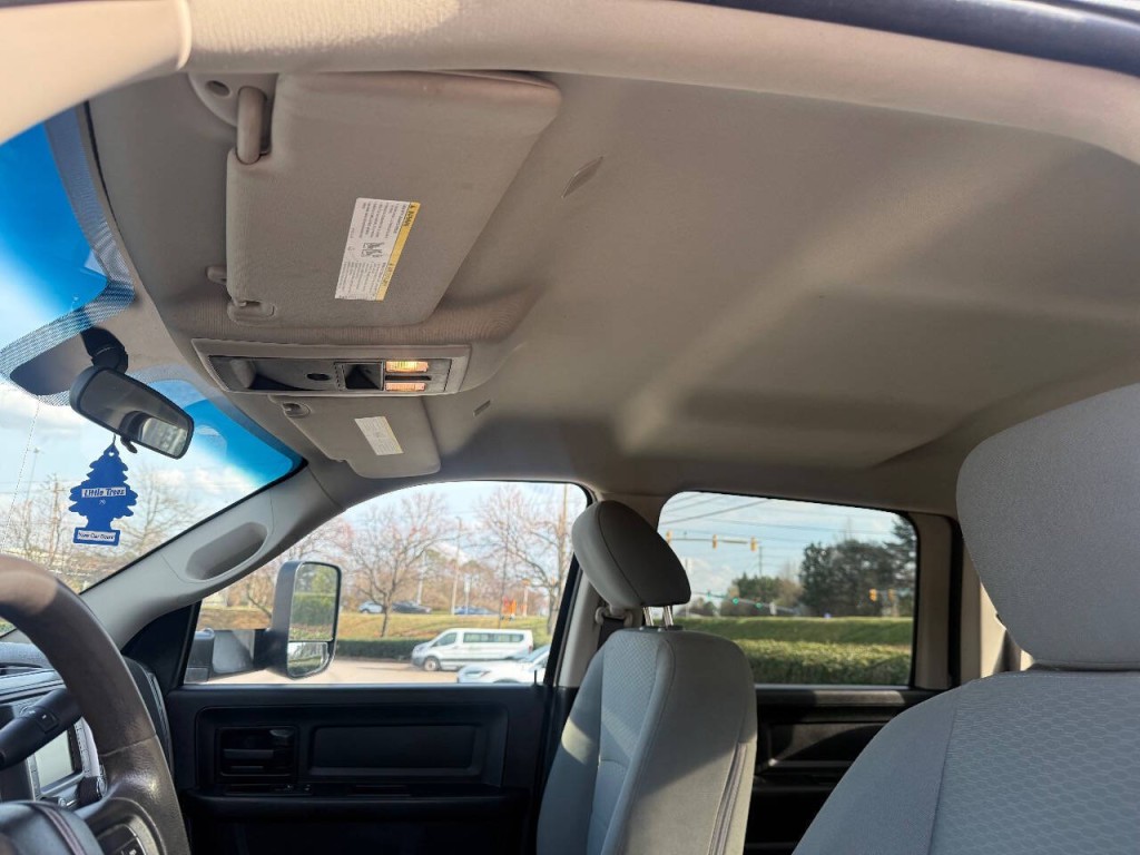 2018 RAM 2500 Image 10